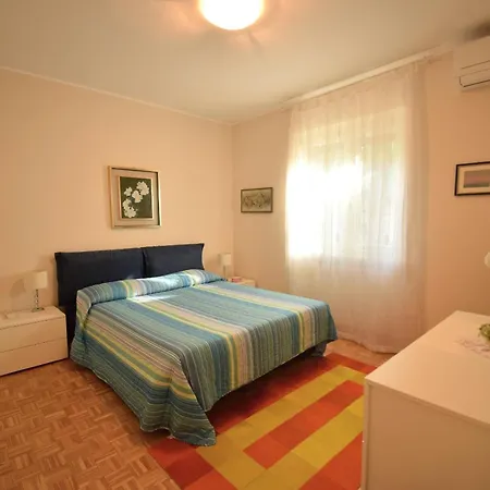 Holiday home Mari Torri Del Benaco